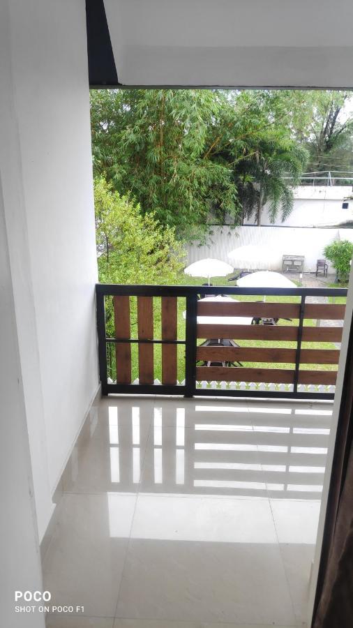 Emperor-Hotel Rachana Continental Pvt Ltd Kizhake Chālakudi 外观 照片