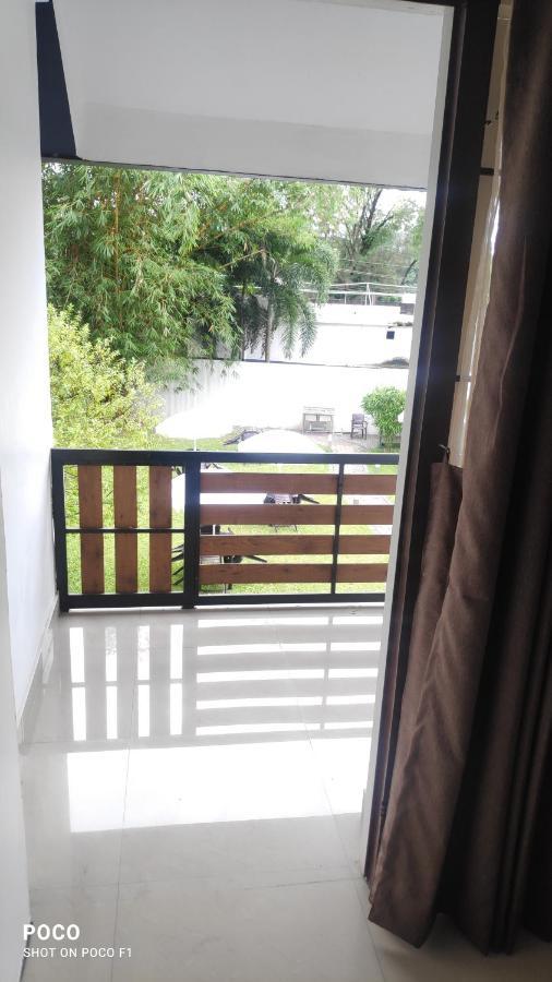 Emperor-Hotel Rachana Continental Pvt Ltd Kizhake Chālakudi 外观 照片